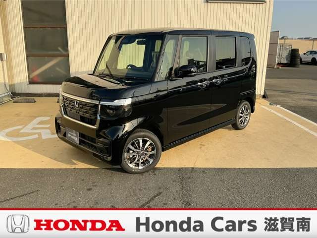 中古車 N-BOX カスタム 660 届出済未使用車・いまコレ+・フロアカーペット付