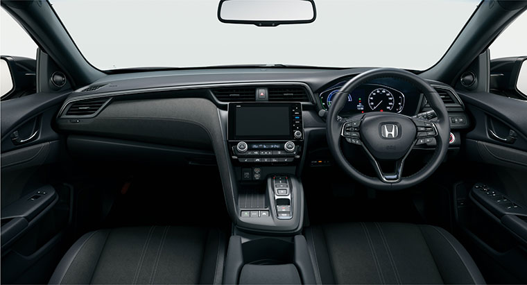 ホンダ　新型インサイト　パネル